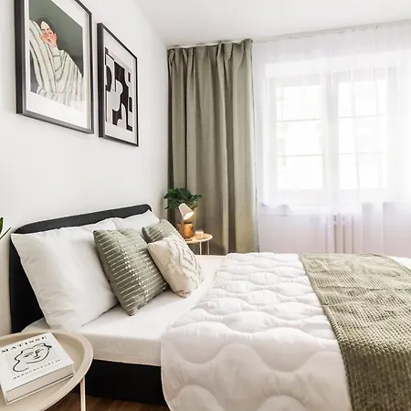 Old Town Rynek Ul Wiezienna Breslavia