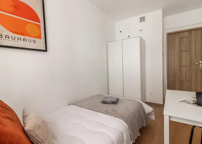 Old Town Rynek Ul Wiezienna Apartment *