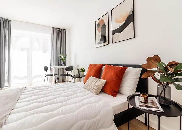 Old Town Rynek Ul Wiezienna