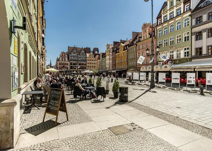 Old Town Rynek Ul Wiezienna * Wrocław